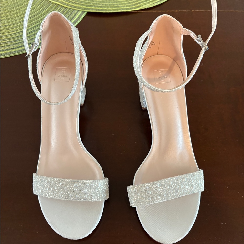 David’s Bridal White Bridal Heels with Pearls - Size 9